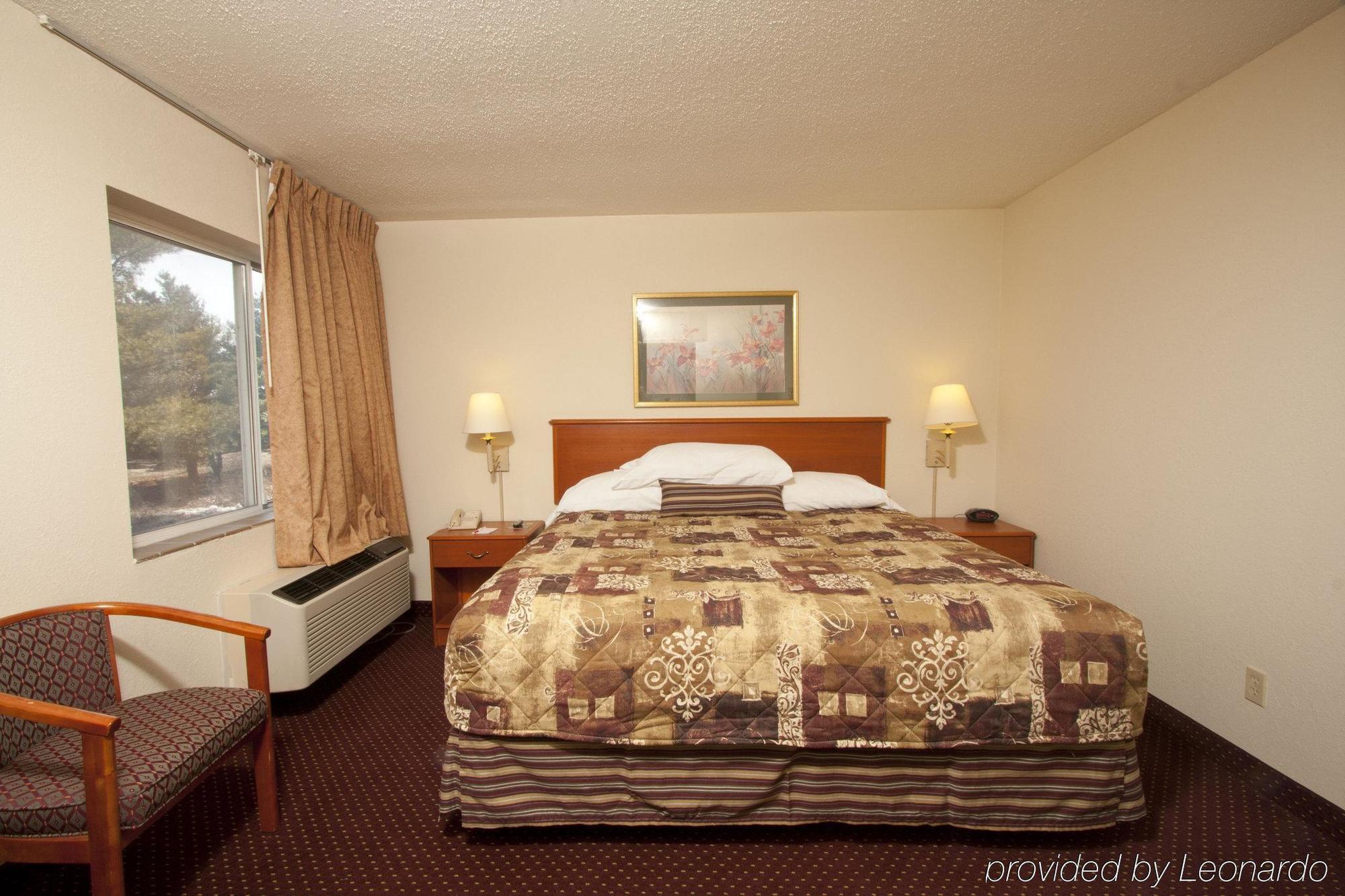 The Garden Inn Elkhart Δωμάτιο φωτογραφία
