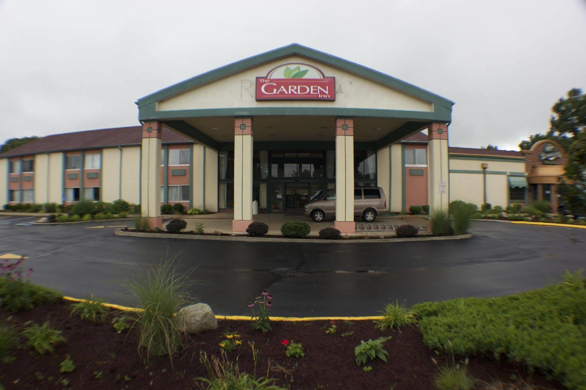 The Garden Inn Elkhart Εξωτερικό φωτογραφία