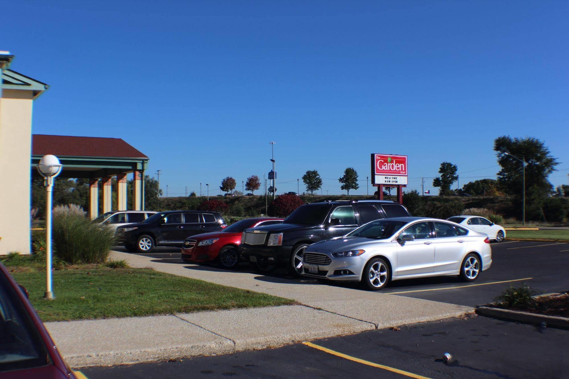 The Garden Inn Elkhart Εξωτερικό φωτογραφία